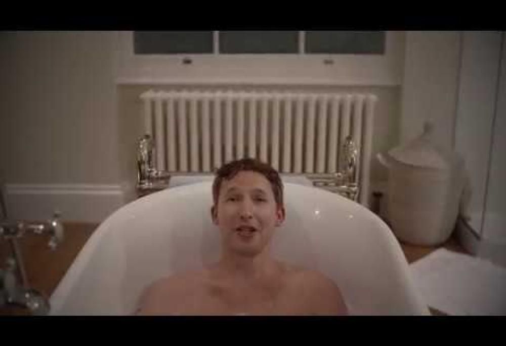 James Blunt rivela l’uscita del nuovo album. Con un video molto spiritoso