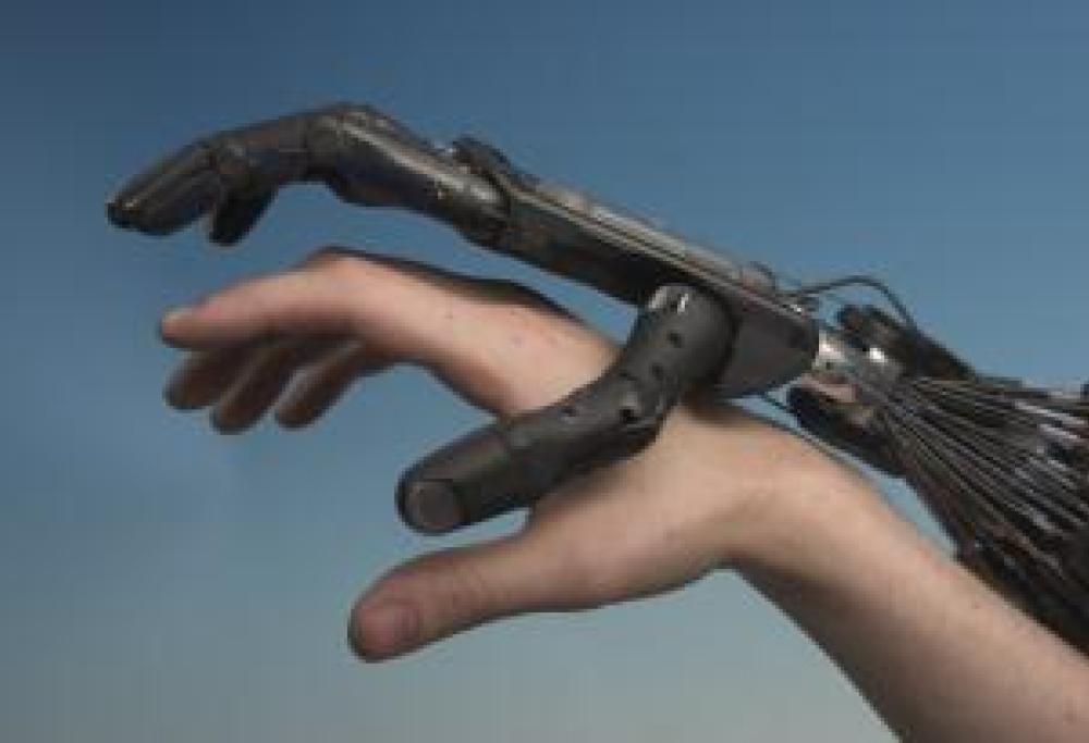 Stanno cercando di costruire robot che provano dolore. Perché?