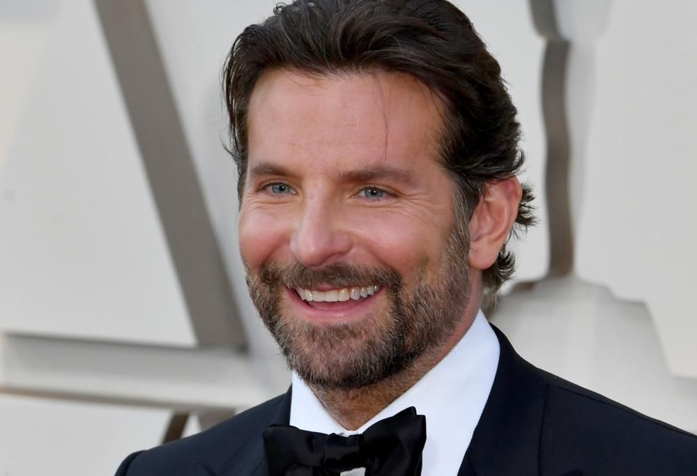 Nuovo amore per Bradley Cooper? Ecco chi è la donna che lo ha fatto sorridere