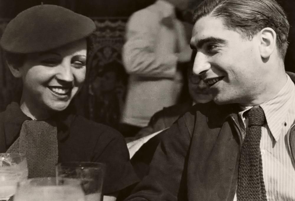 Robert Capa e Gerda Taro: la fotografia, l’amore, la guerra