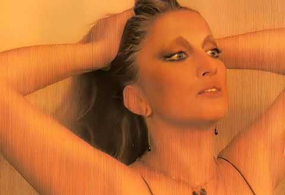 Mina:  ascolta il remix di Mark Ronson per “Ancora ancora ancora”