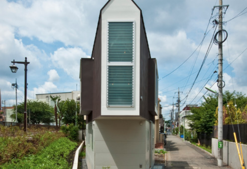 Magia o design? Ecco la casa di Tokyo che raddoppia i suoi spazi a sorpresa!