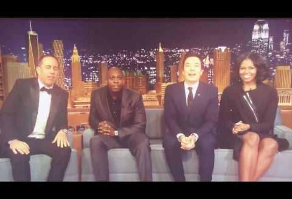 Stevie Wonder dedica un travolgente omaggio musicale a Michelle Obama