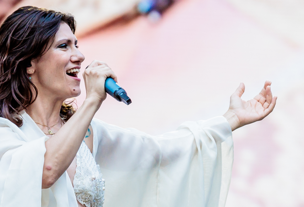 Elisa a San Siro canta con Ligabue, Giorgia, Cesare Cremonini e Jovanotti. Tutti i video