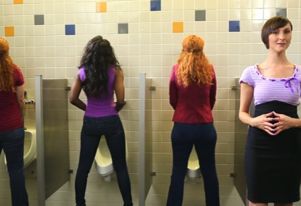 Se il bagno è sporco, Go Girl salva le donne nel momento del “bisogno”