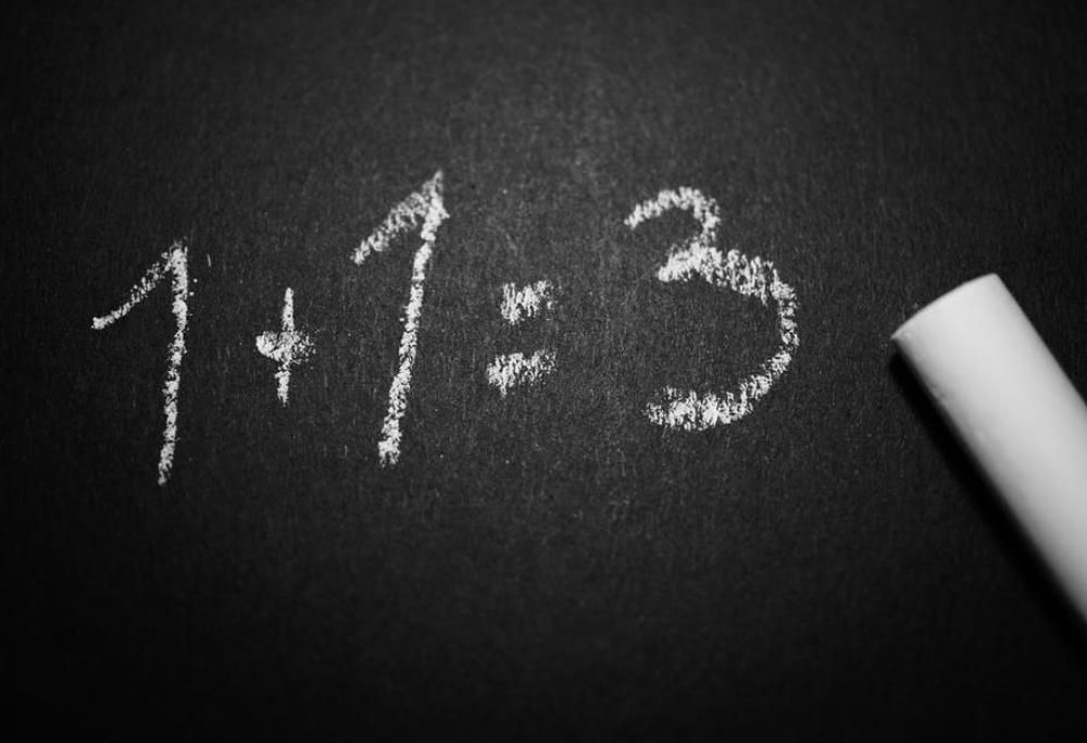 Italiani ignoranti: ultimi in italiano e penultimi in matematica