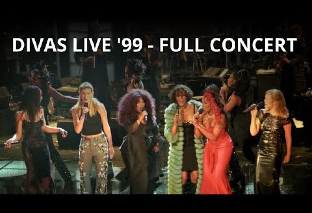 Tina Turner, Cher, Elton John, Whitney Houston: il memorabile live del 1999