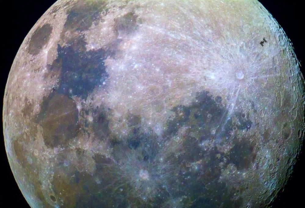 Acqua sulla Luna: arriva la conferma