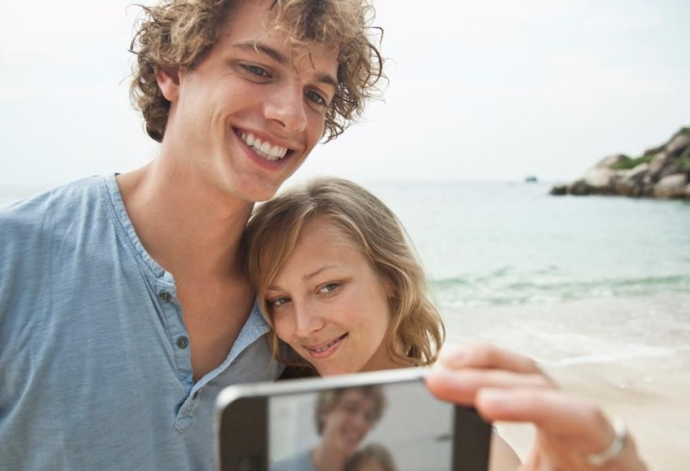 Vacanze in arrivo: pronti a staccare da tutto, ma non dallo smartphone