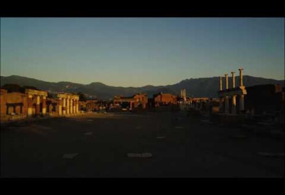 Pompei: tutta la magia della nuova illuminazione notturna. Il video