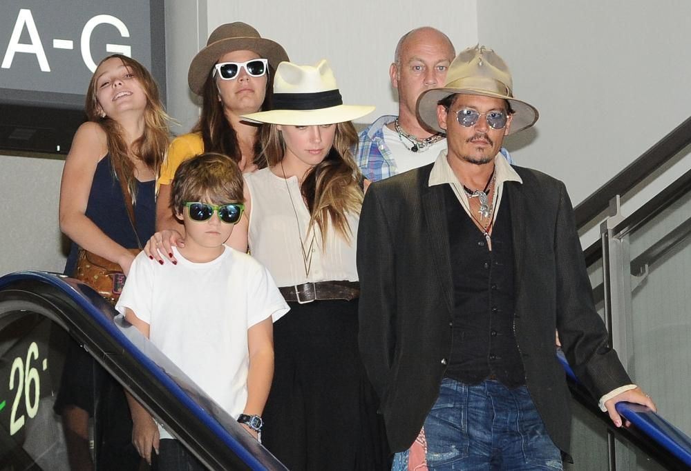 Johnny Depp: il figlio Jack è un ottimo barista