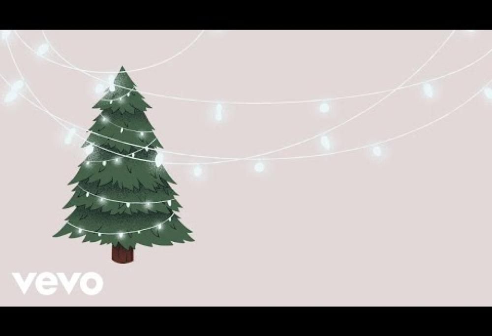 Norah Jones pubblica due canzoni di Natale con Laufey: il video