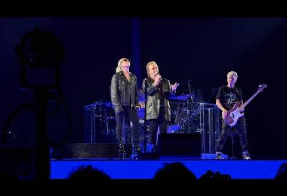 Lady Gaga canta allo Sphere con gli U2: il video