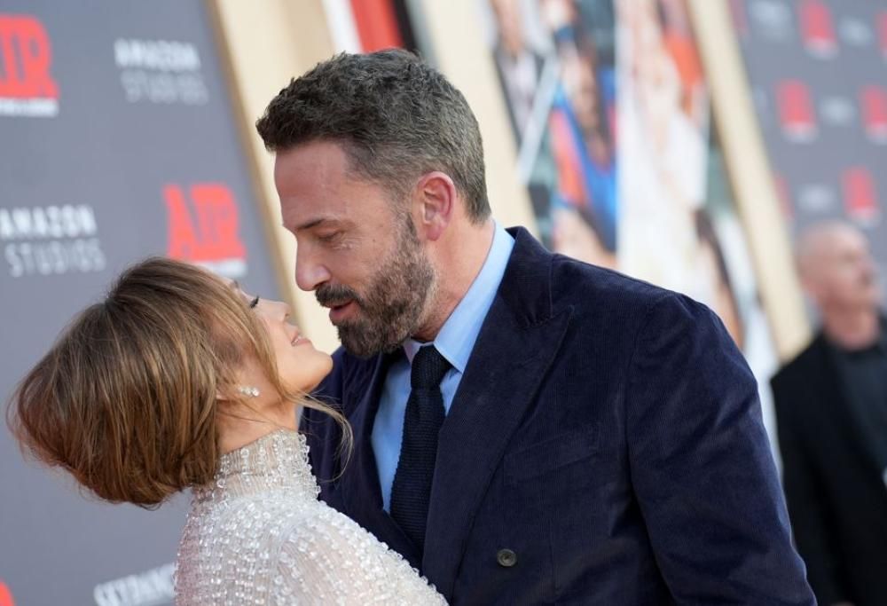 Jennifer Lopez è proprio cotta di Ben Affleck: il video