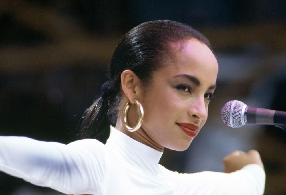 Sade: il video di Young Lion