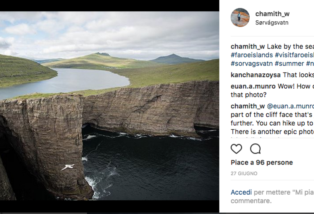 L’incredibile lago a picco sull’Oceano
