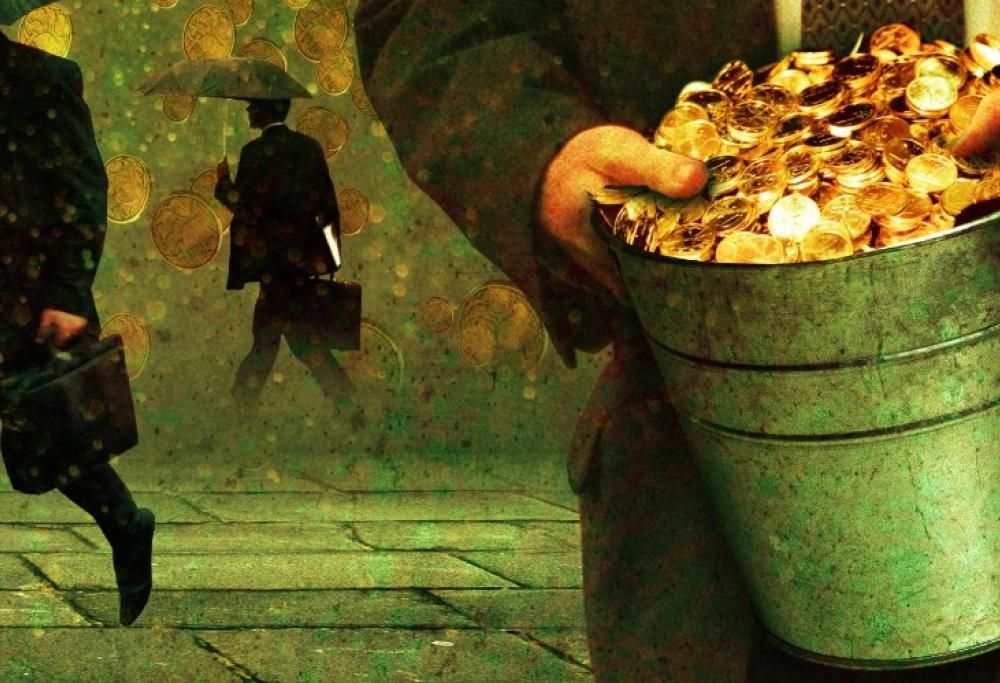 Ruba un  secchio pieno d’oro e scappa. A New York è caccia al ladro