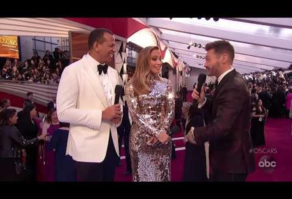 Oscar 2019: Jennifer Lopez dà un consiglio speciale a Bradley Cooper