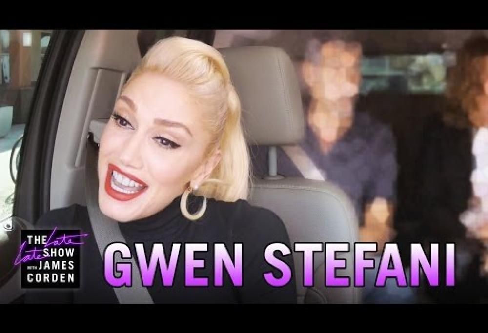 Gwen Stefani e il quartetto karaoke