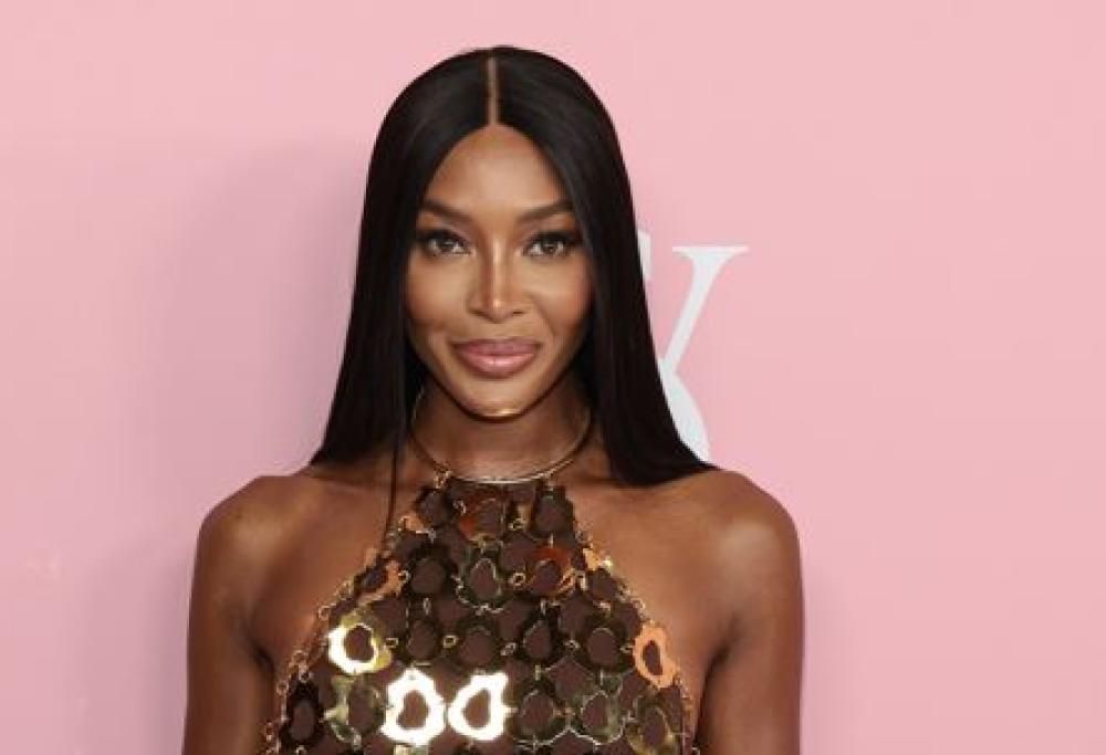 Naomi Campbell nel Calendario Pirelli 2024: il video