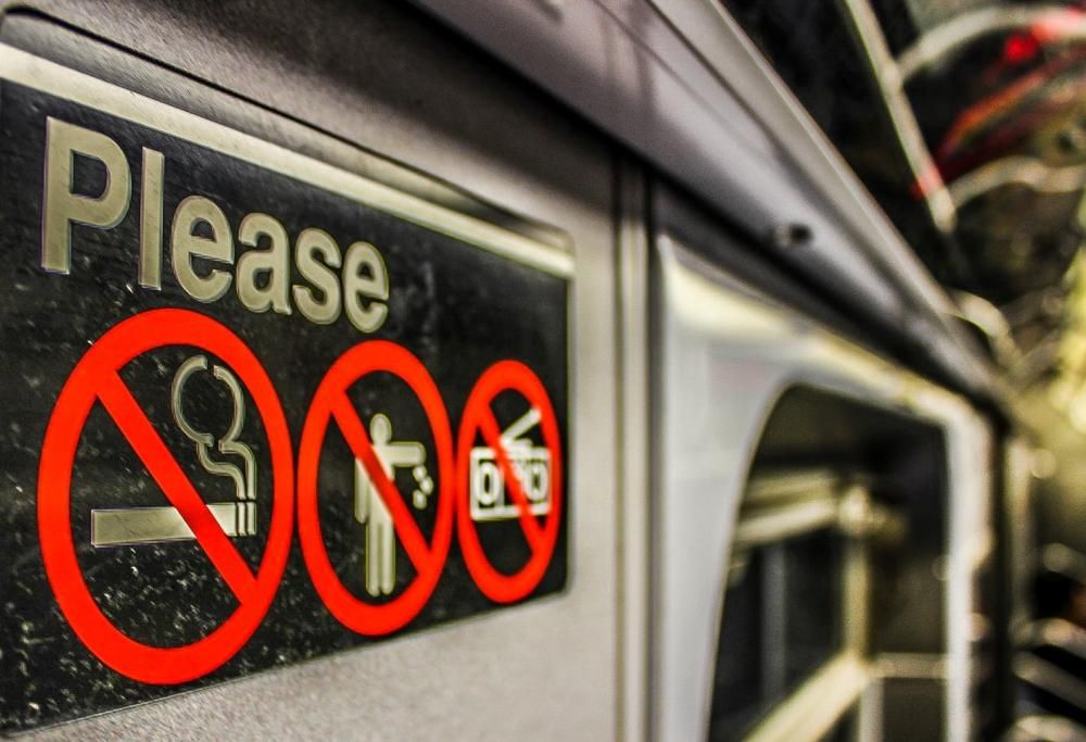 I 10 divieti più stravaganti di sempre!