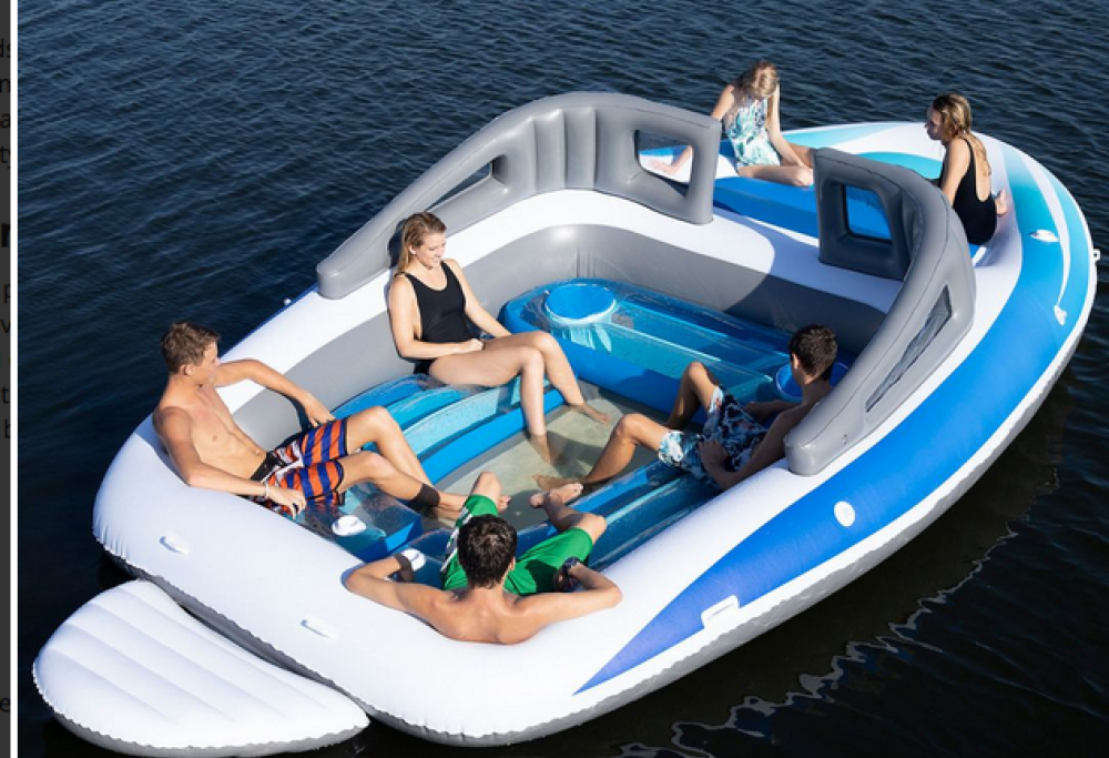 L’ebbrezza del motoscafo e il divertimento del gonfiabile: ecco l’ultima trovata web!