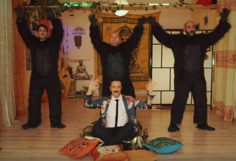 Occidentali’s Mamma. La parodia del brano di Francesco Gabbani alla conquista del web