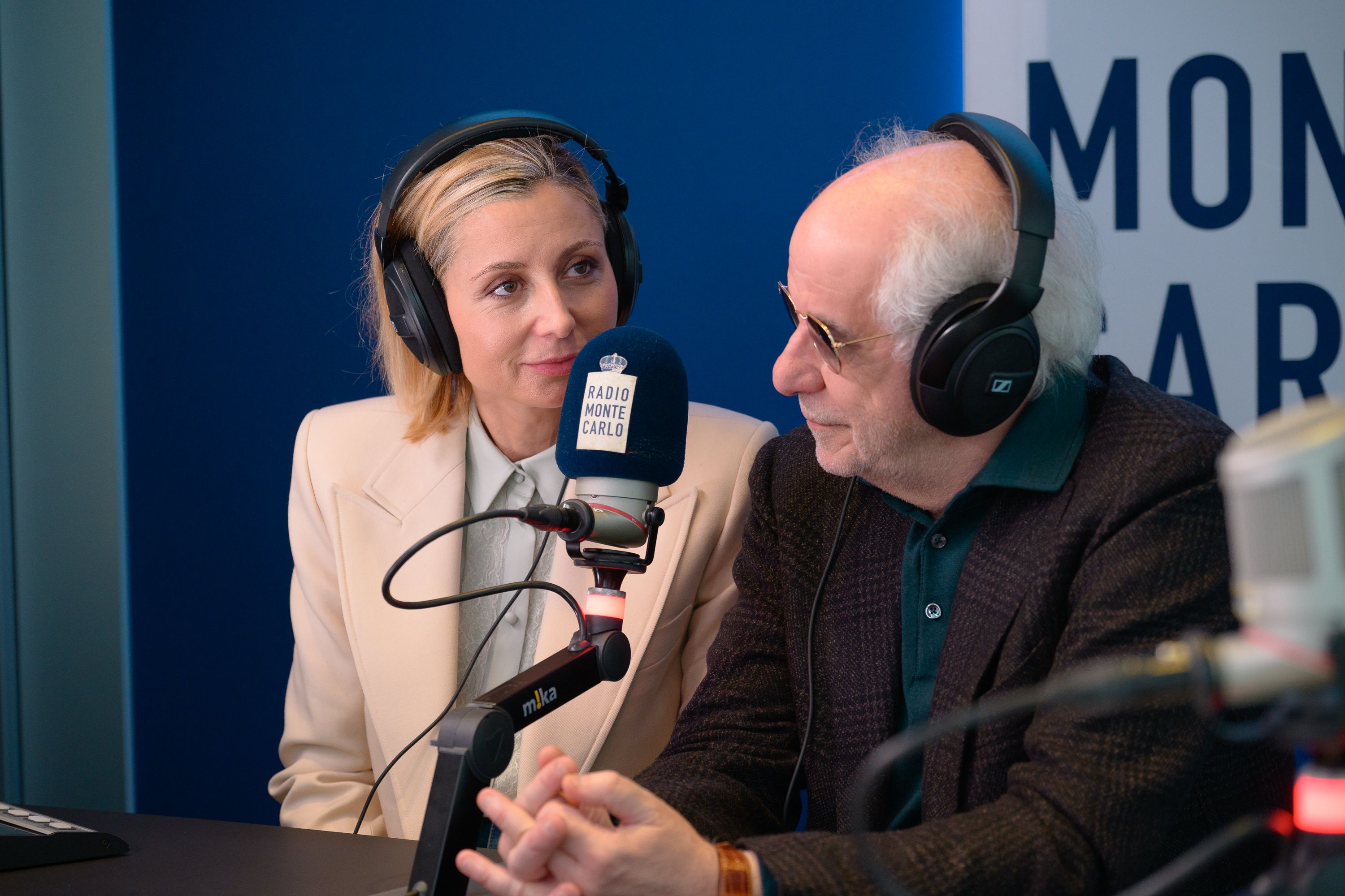 Anna Servillo e Toni Ferzetti ospiti di Radio Monte Carlo: le foto più belle