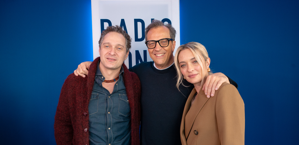 Gabriele Muccino, Carolina Crescentini e Claudio Santamaria ospiti di Radio Monte Carlo: le foto più belle