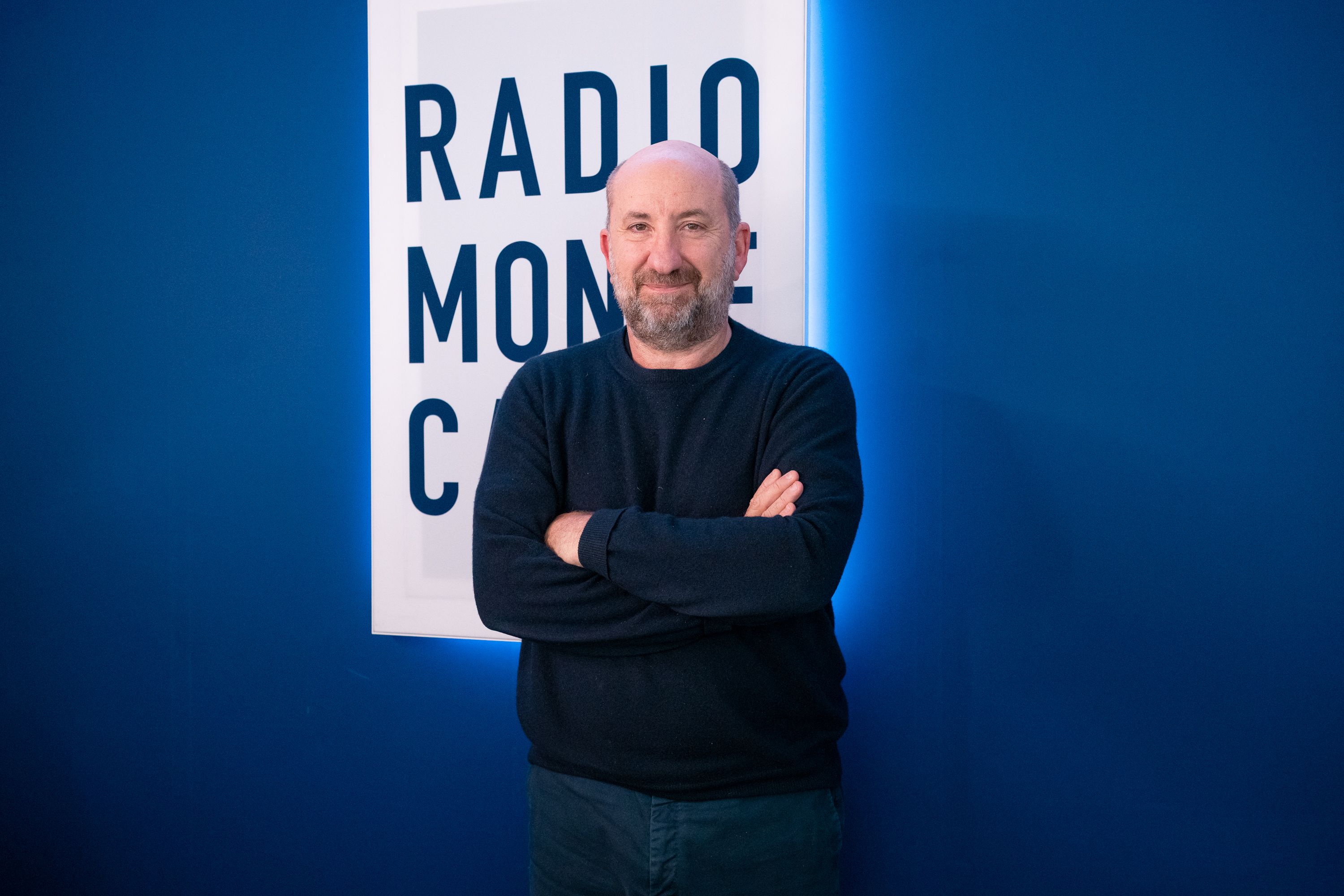 Antonio Albanese ospite di Radio Monte Carlo: le foto più belle