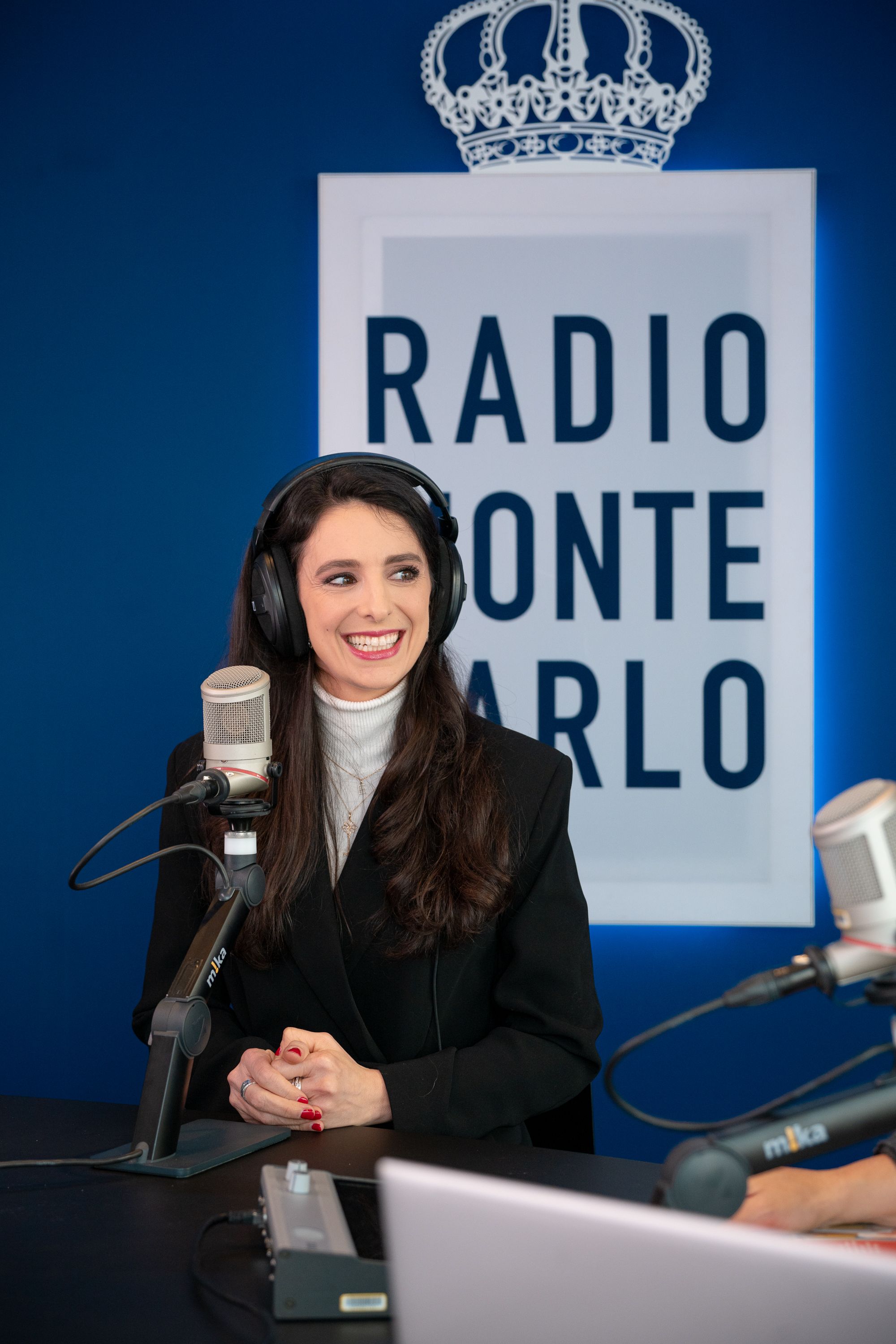 Eleonora Rossi Castelli ospite di Radio Monte Carlo: le foto più belle