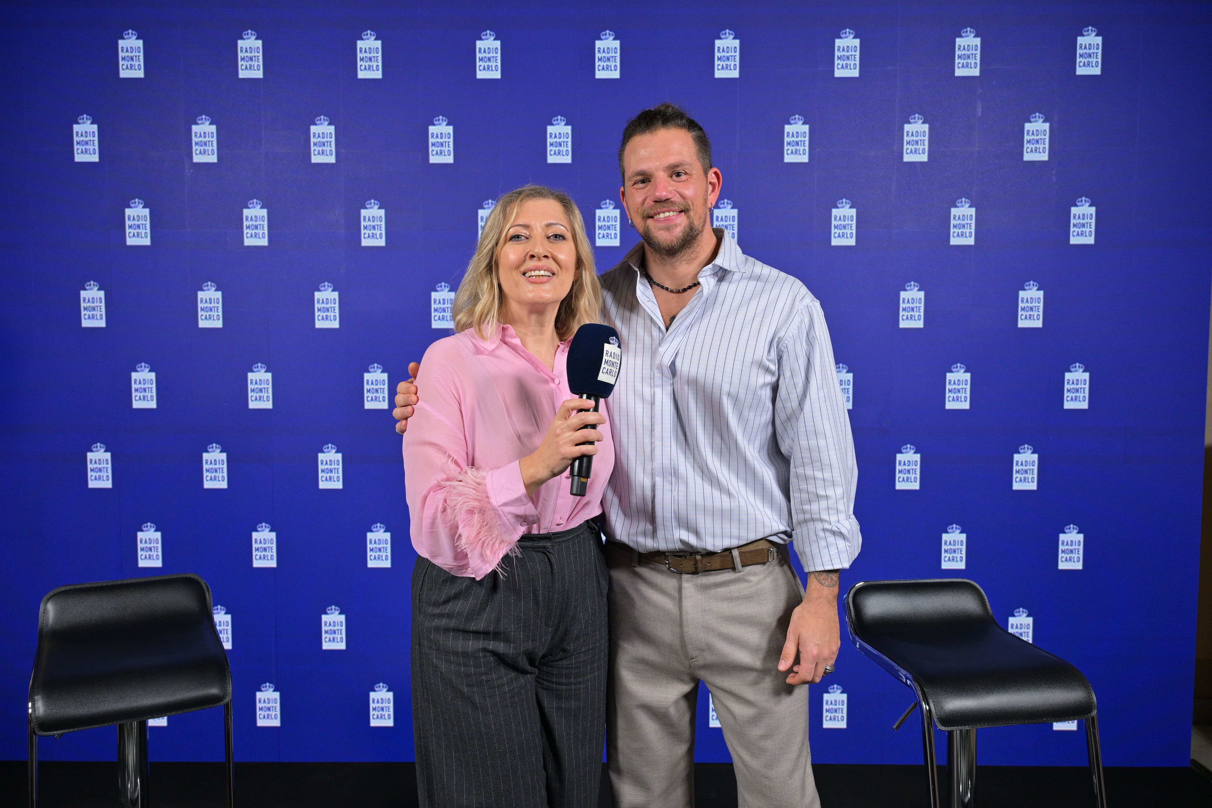 Enrico Nigiotti ospite di Radio Monte Carlo: le foto più belle