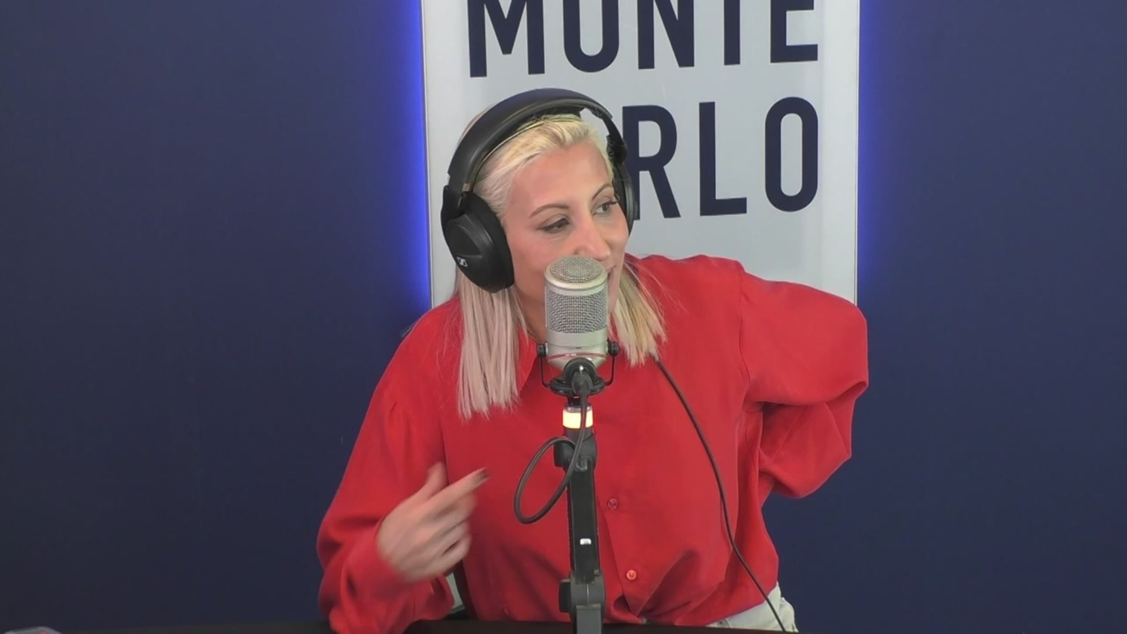 Malika Ayane: ecco il mio cavallo di battaglia al karaoke