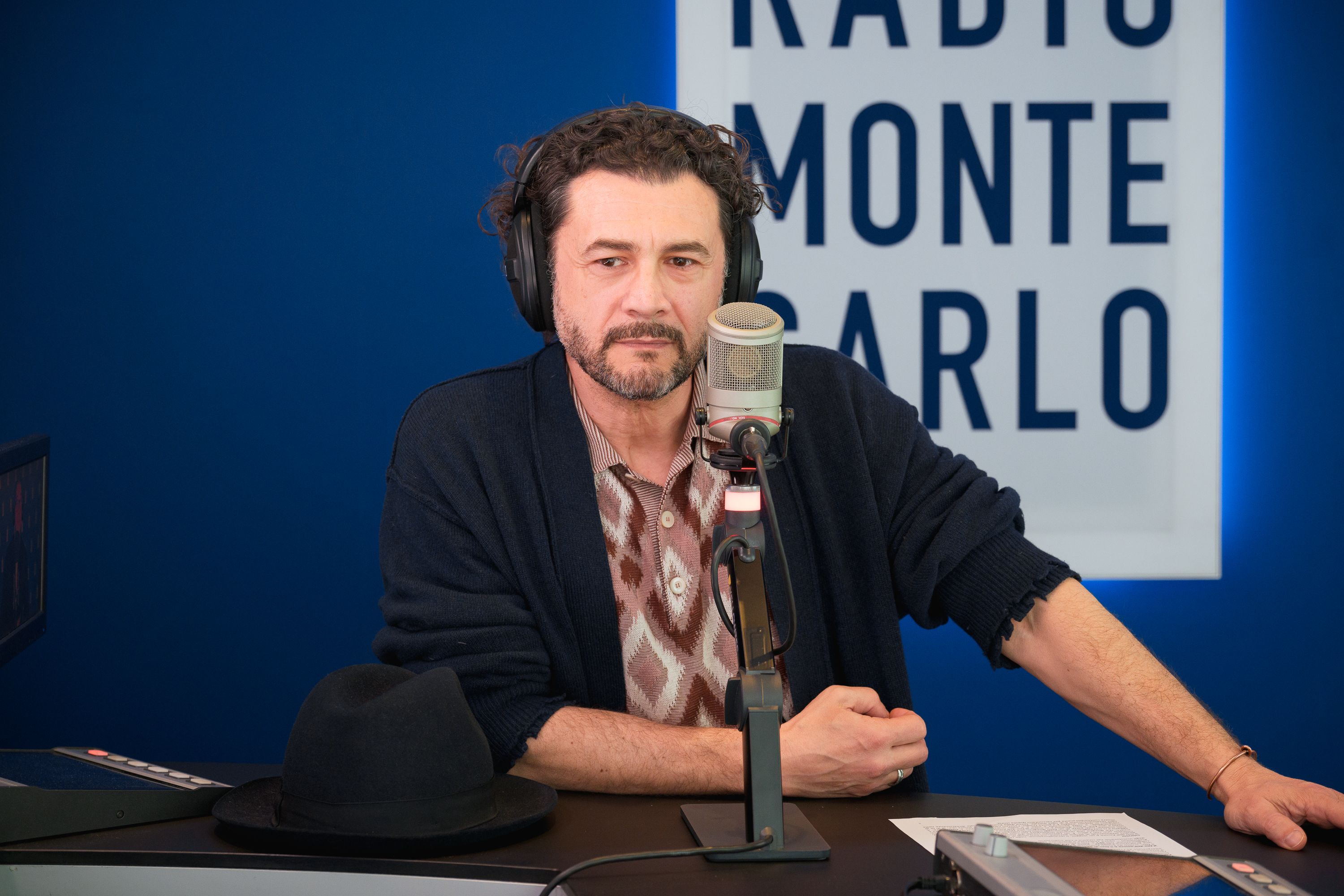 Vinicio Marchioni ospite di Radio Monte Carlo: le foto più belle