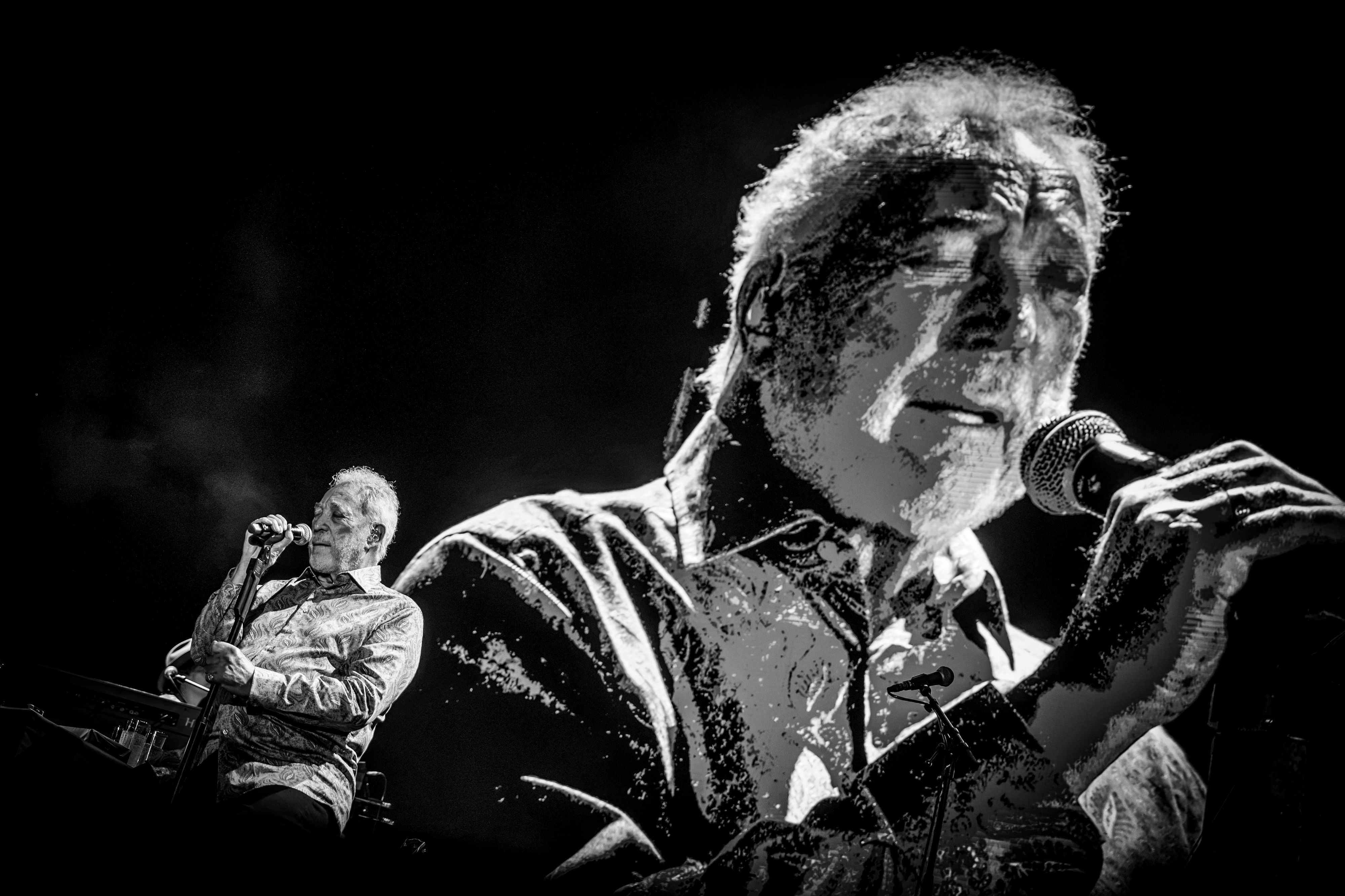 foto-tom-jones-show-piazza napoleone-lucca-28-luglio-2026-prandoni-00577-2