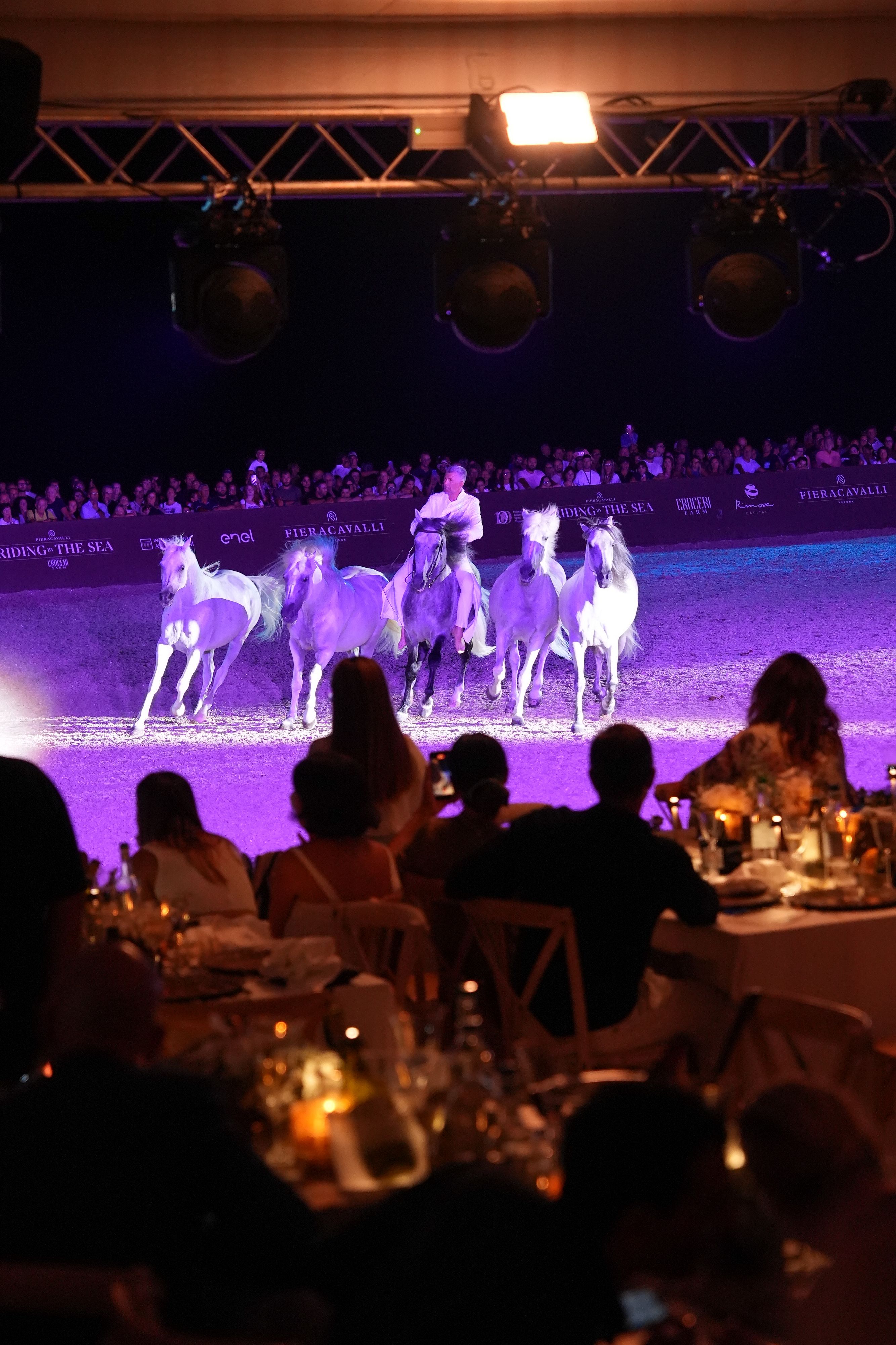Fieracavalli Riding By The Sea_Horses on the night Sea_2