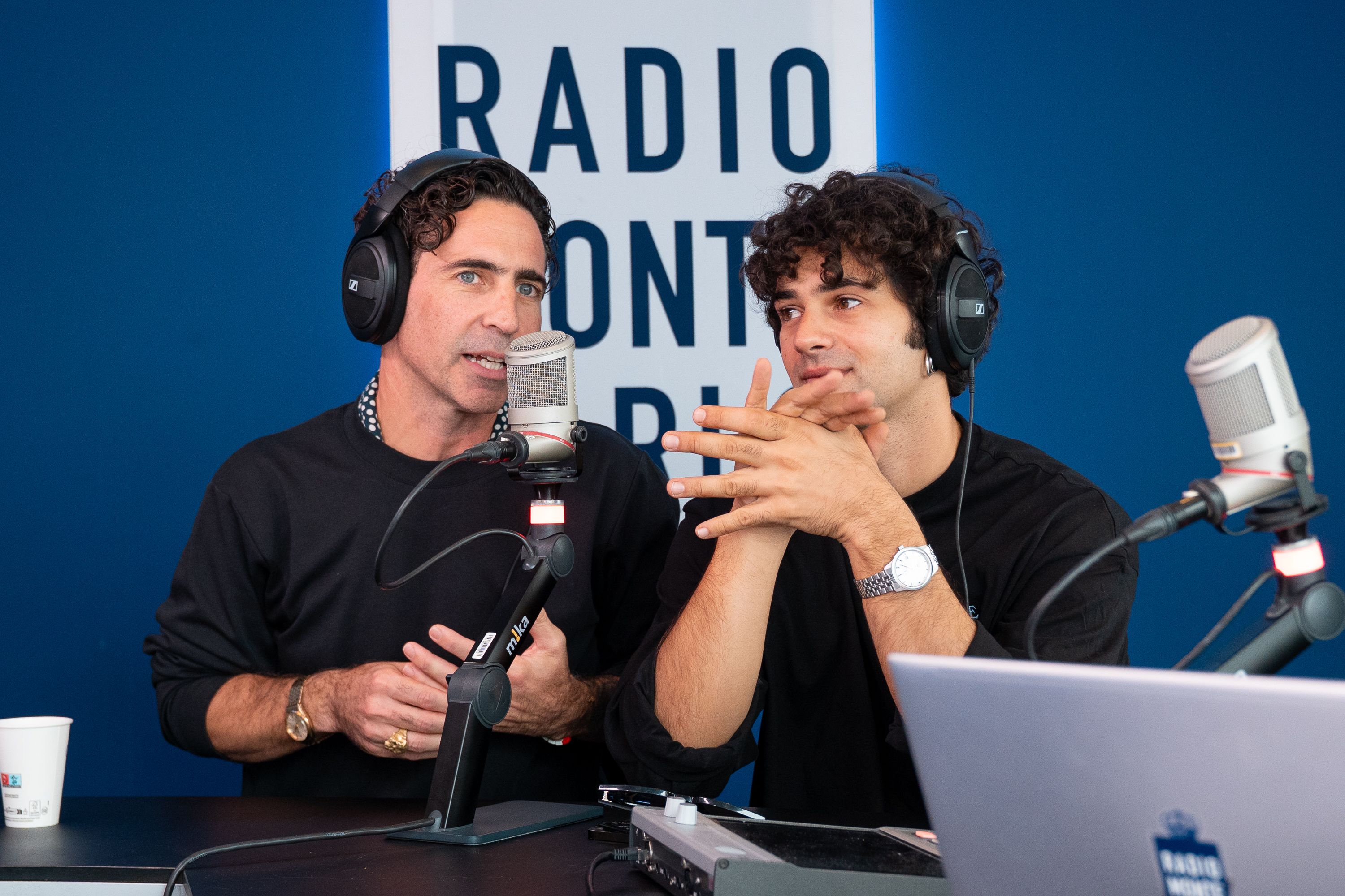 Massimiliano Caiazzo e Nicola Prosatore: vi raccontiamo Je so' pazzo!