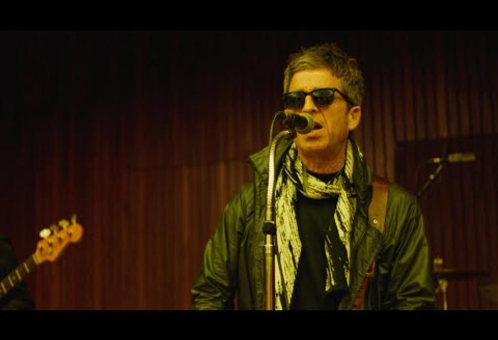 Noel Gallagher's High Flying Birds - Council Skies