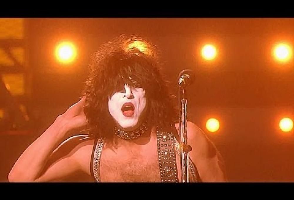 Kiss - Love Gun