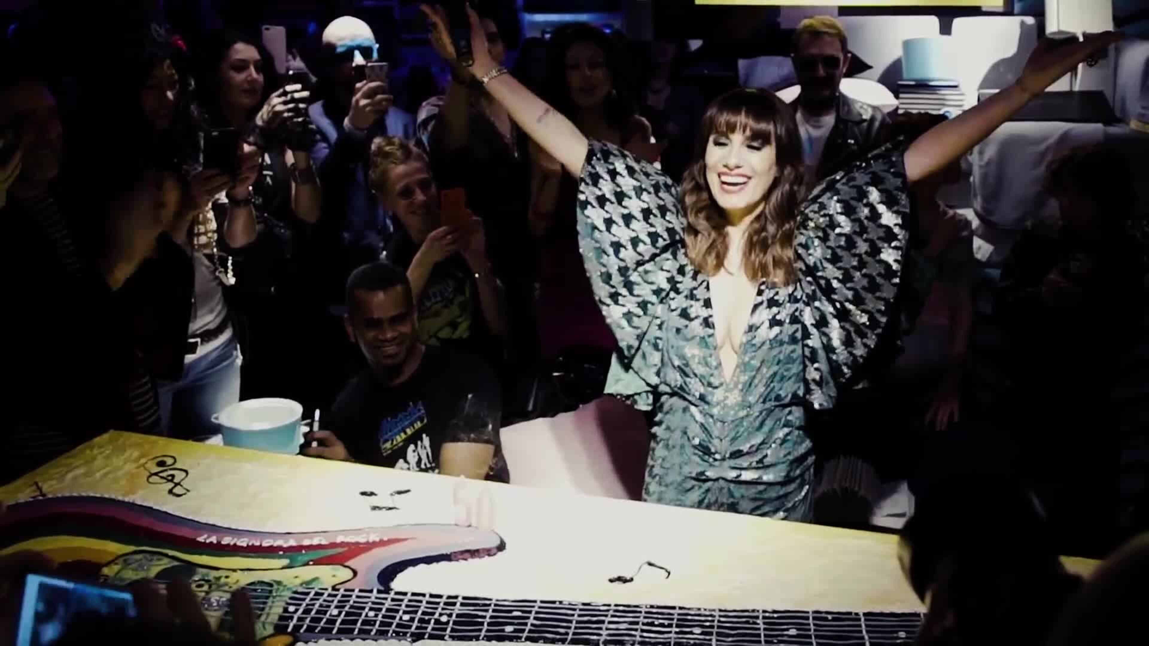 I 50 anni a tutto rock di Paola Maugeri. Guarda il video della festa