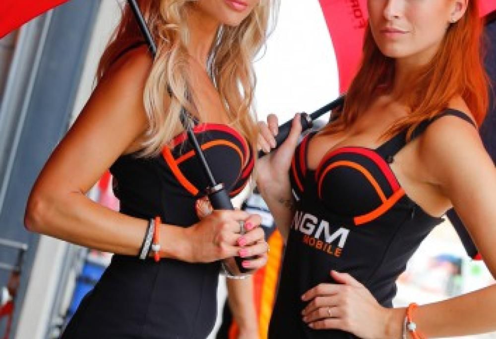 MotoGP Umbrella Girls – Aragon
