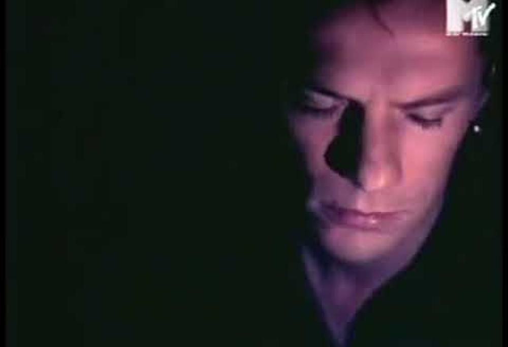 U2 - Staring At The Sun