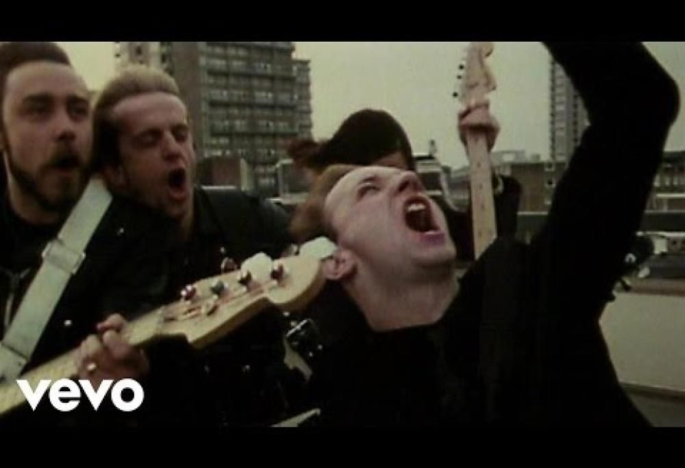 Judas Priest - Breaking The Law