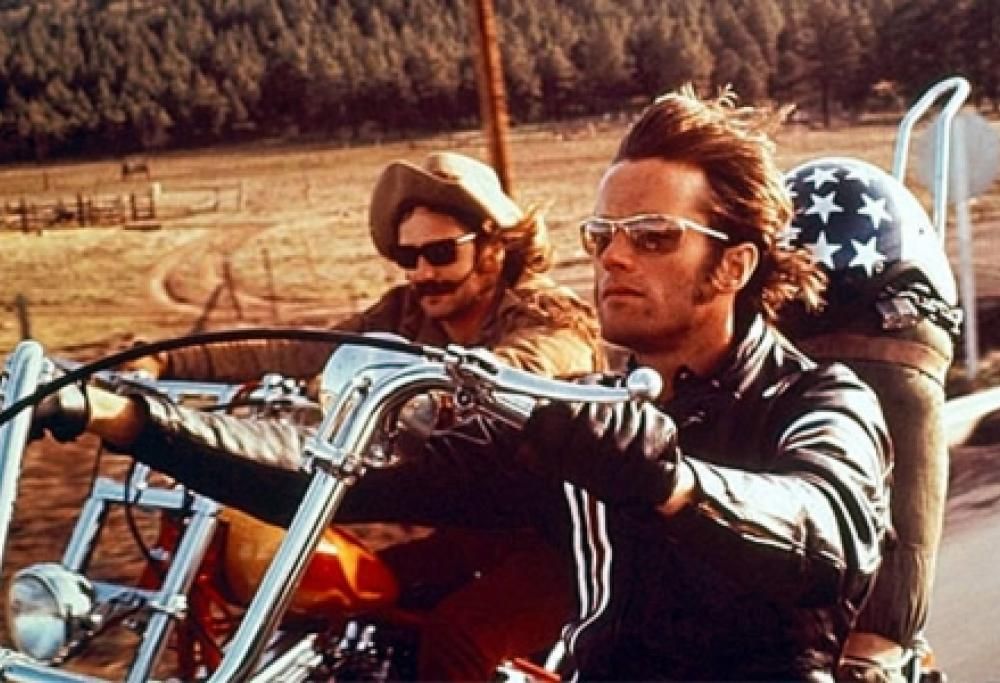 In memory of Peter Fonda. Le foto più belle dedicate alla leggenda di Easy Rider