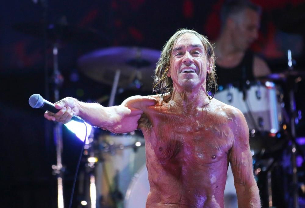 Iggy Pop in concerto per la serie tv Ash vs Evil Dead