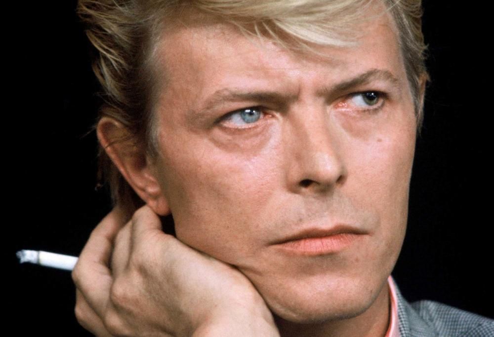David Bowie: all’asta  i suoi capelli