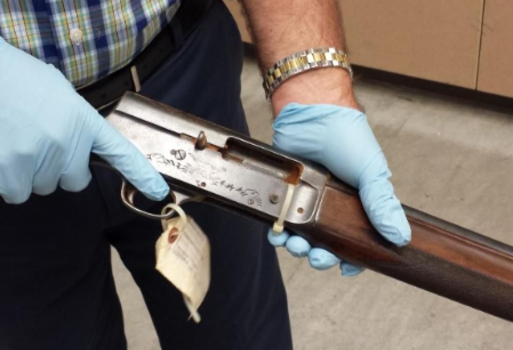 Kurt Cobain: la polizia di Seattle ha pubblicato le foto dell’arma del suicidio