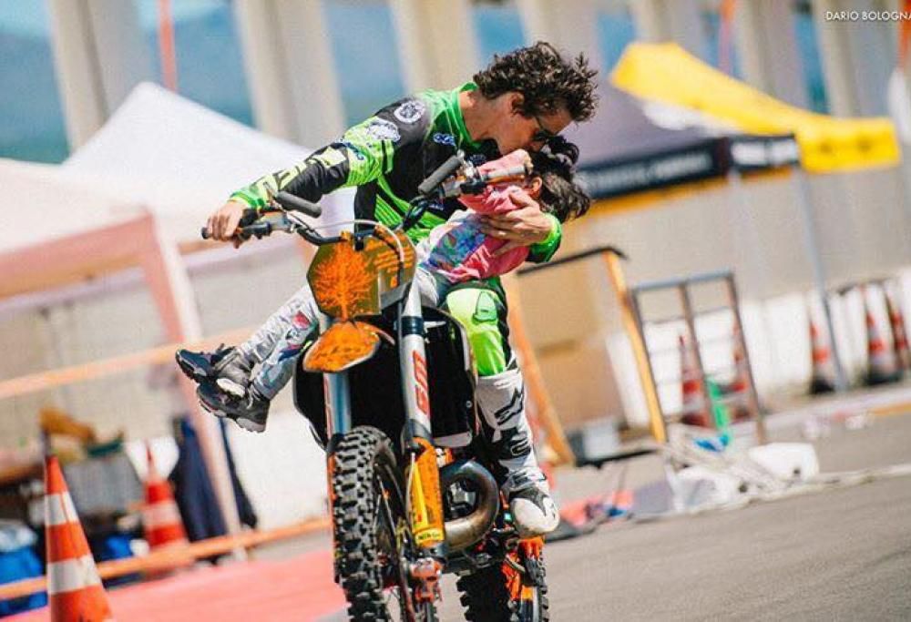 Vanni Oddera + Daboot: le foto della mototerapia a Savona