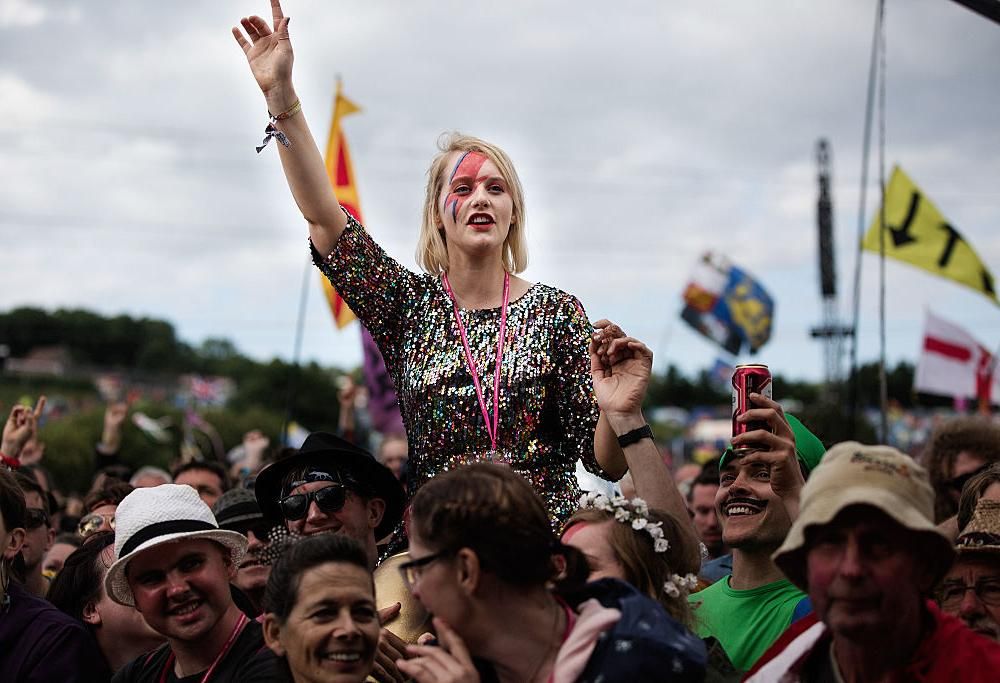 Glastonbury ’16: le foto del primo giorno con Damon Albarn, ZZ Top, Editors…
