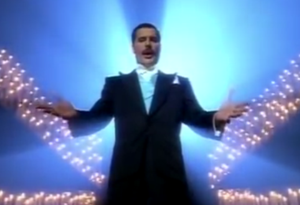 Queen - Who Wants To Live Forever